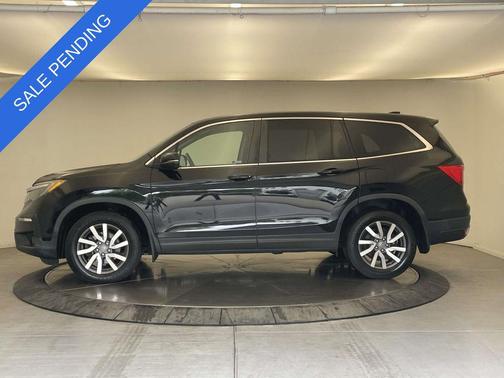 Crystal Black Pearl 2019 Honda Pilot EX-L