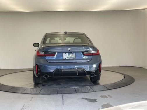 2026 BMW 330 xDrive NA