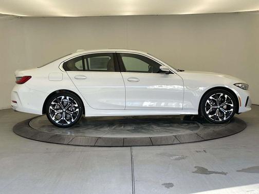 2026 BMW 330 xDrive NA