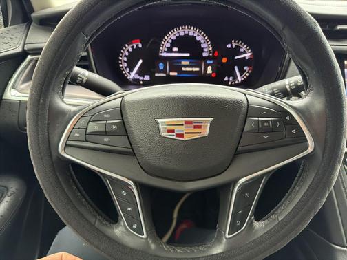 2017 Cadillac XT5 Premium Luxury