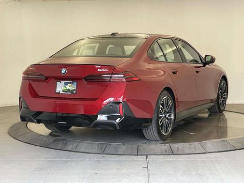Vegas Red Metallic 2026 BMW 530 xDrive