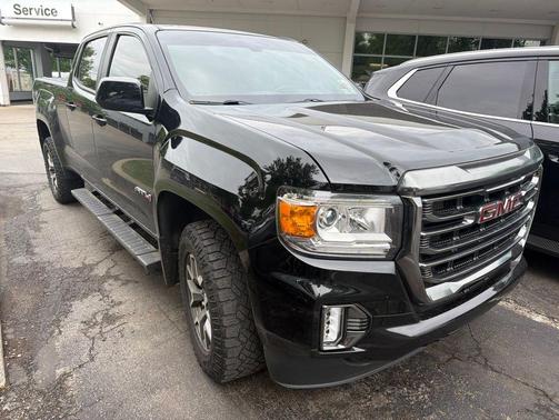 Onyx Black 2022 GMC Canyon AT4