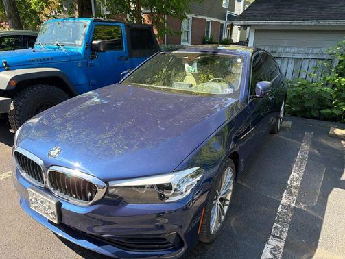 Mediterranean Blue Metallic 2020 BMW 530 xDrive