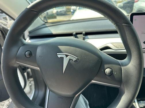2020 Tesla Model 3 Performance