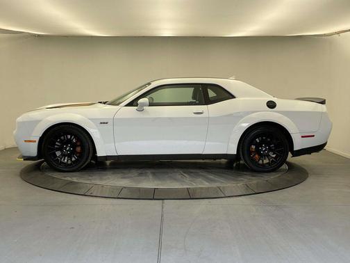 2022 Dodge Challenger R/T Scat Pack Widebody