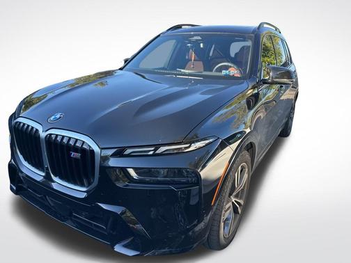 2025 BMW X7 M60i