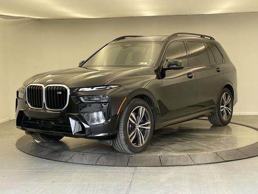 2025 BMW X7 M60i