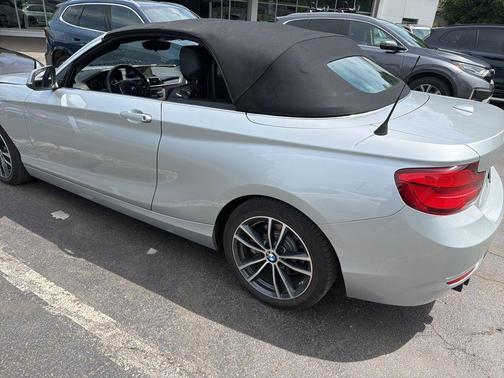Glacier Silver Metallic 2018 BMW 230 230i