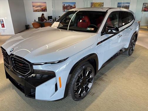 2025 BMW XM Label Red