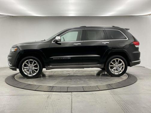 2019 Jeep Grand Cherokee Summit