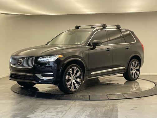 Onyx Black Metallic 2024 Volvo XC90 Recharge Plug-In Hybrid T8 Ultimate Bright Theme 7-Seater
