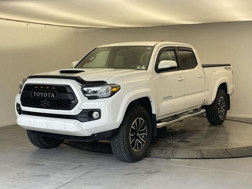 Super White 2020 Toyota Tacoma TRD Sport