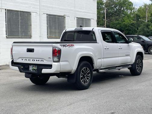 Super White 2020 Toyota Tacoma TRD Sport