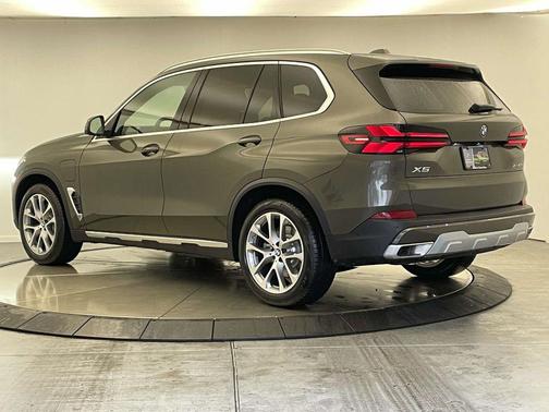 2026 BMW X5 PHEV xDrive50e