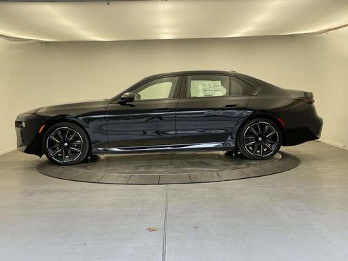 2024 BMW i7 eDrive50