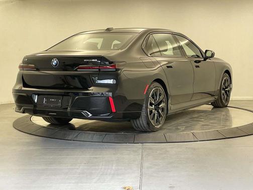 2024 BMW i7 eDrive50