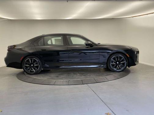 2024 BMW i7 eDrive50