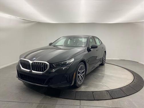 2025 BMW i5 xDrive40