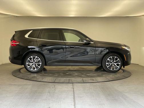 Black Sapphire Metallic 2026 BMW X3 30 xDrive