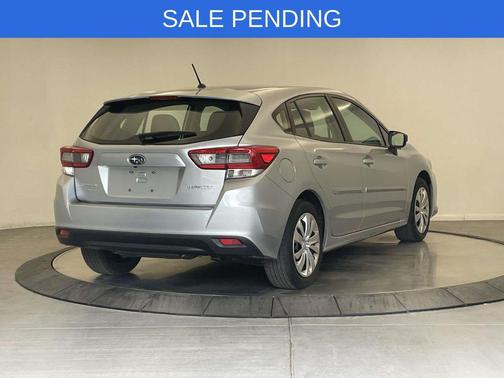 Ice Silver Metallic 2022 Subaru Impreza Base