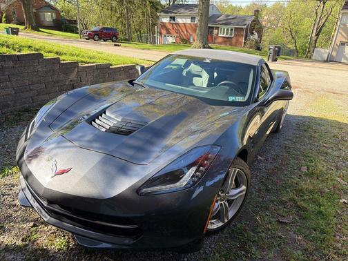 Watkins Glen Gray Metallic 2017 Chevrolet Corvette Stingray