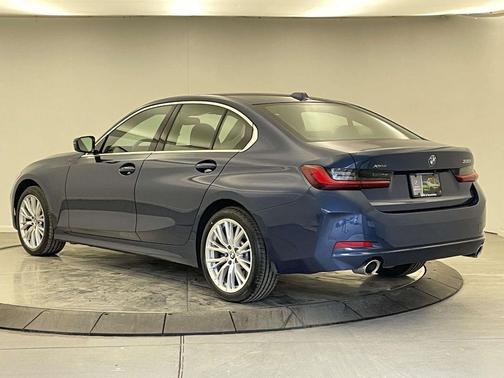 2024 BMW 330 xDrive