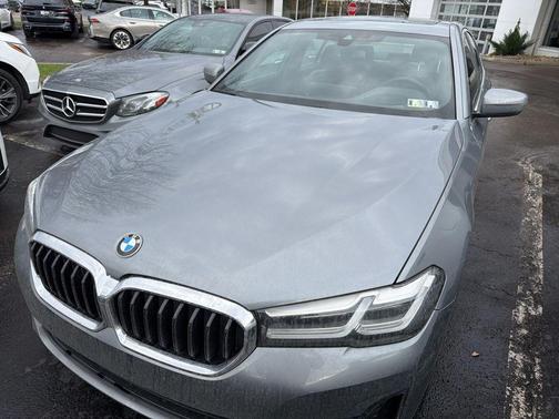 Skyscraper Gray Metallic 2023 BMW 540 i xDrive