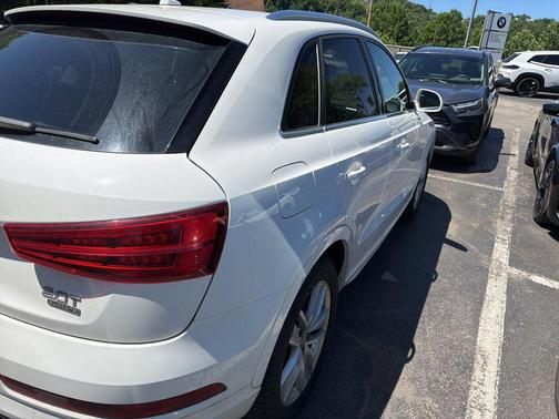 White 2017 Audi Q3 2.0T Premium Plus