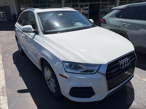 White 2017 Audi Q3 2.0T Premium Plus