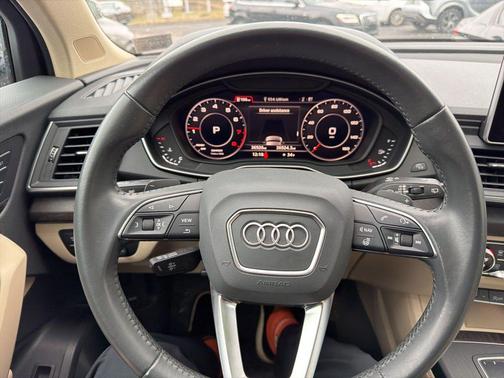 2020 Audi Q5 45 Premium Plus
