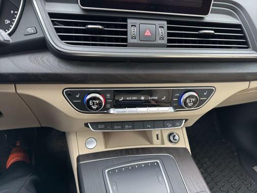 2020 Audi Q5 45 Premium Plus