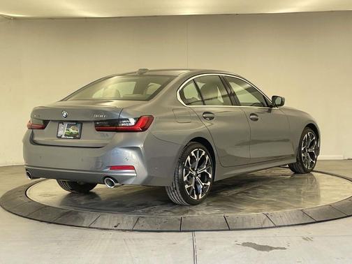 2026 BMW 330 xDrive NA