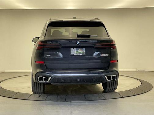 2026 BMW X5 M60i
