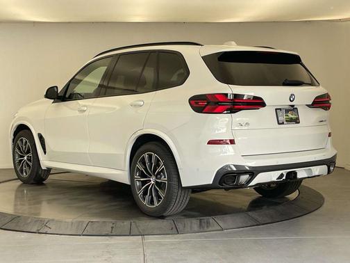 Alpine White 2026 BMW X5 xDrive40i