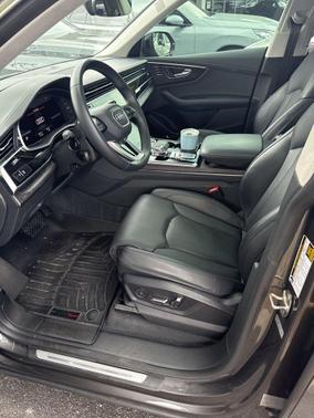 2023 Audi Q8 55 Prestige