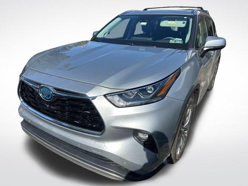 2021 Toyota Highlander Hybrid Platinum