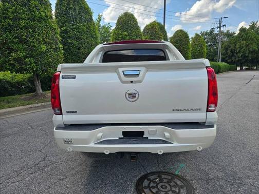 2010 Cadillac Escalade EXT Premium