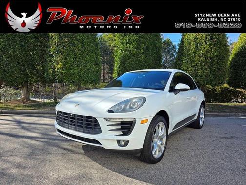 2017 Porsche Macan Base AWD 4dr SUV
