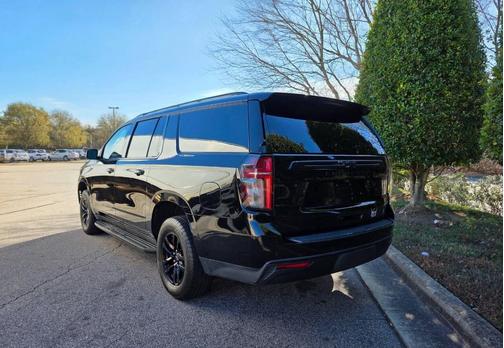 2021 Chevrolet Suburban LT