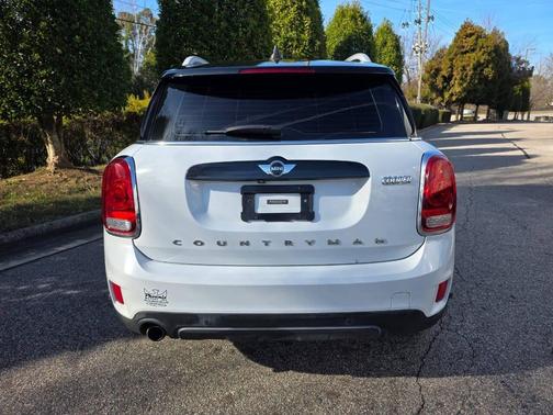 2017 MINI Countryman Cooper
