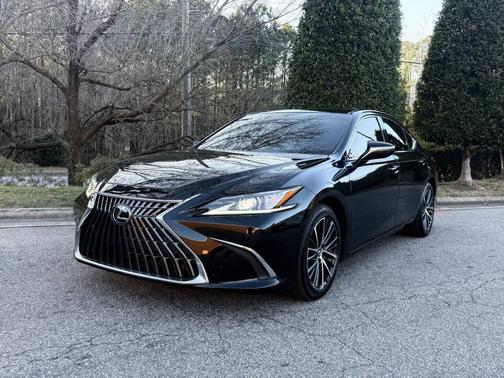 2022 Lexus ES 350 Base