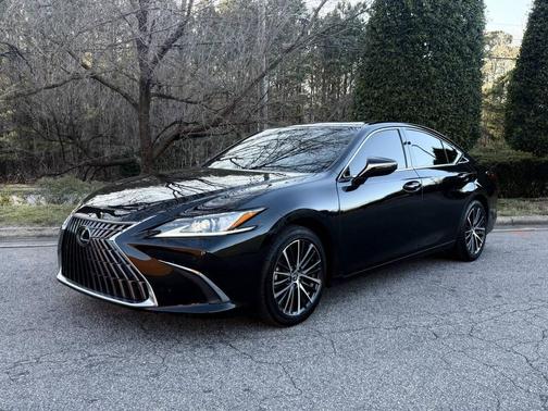 2022 Lexus ES 350 Base