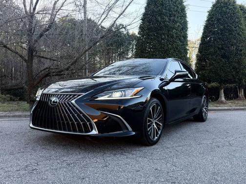 2022 Lexus ES 350 Base