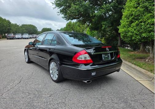 Black 2008 Mercedes-Benz E-Class E 550 4dr Sedan