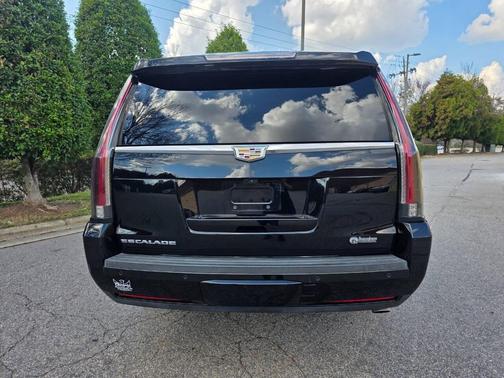 2018 Cadillac Escalade ESV Platinum
