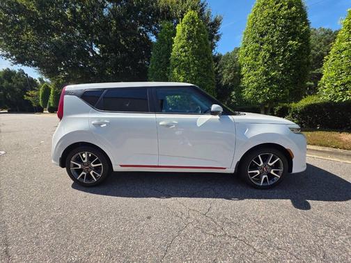 2021 Kia Soul GT-Line