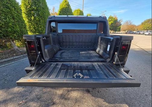 2005 Hummer H2 SUT
