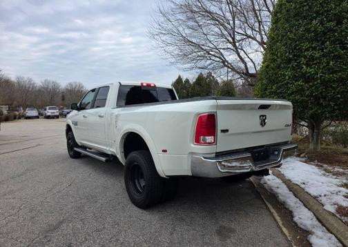 2018 RAM 3500 Laramie Crew Cab 4x4 8' Box