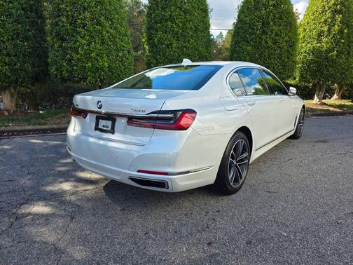 2020 BMW 750 i xDrive