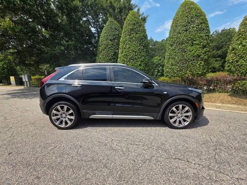 Black 2019 Cadillac XT4 Premium Luxury
